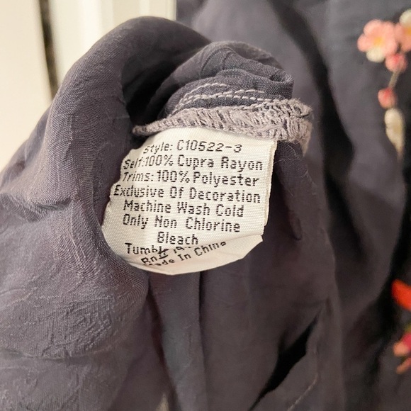 NWT Johnny Was Gia Blouse Top Grey Extra Small XS - Picture 11 of 11